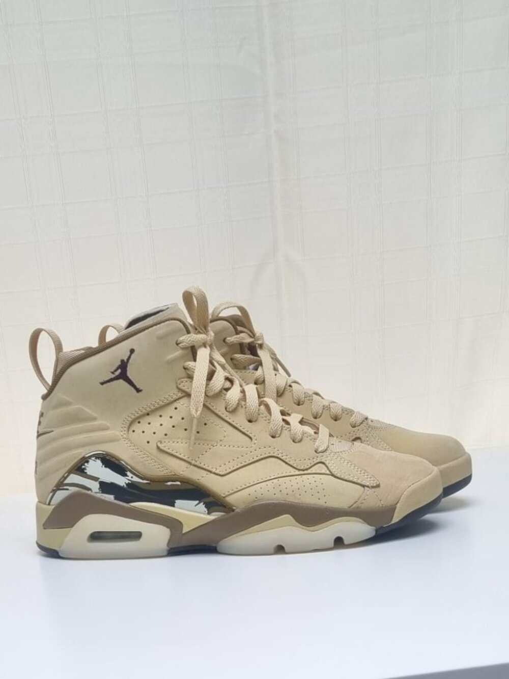 Nike Air Jordan – Size 8 (Men’s) – Like New